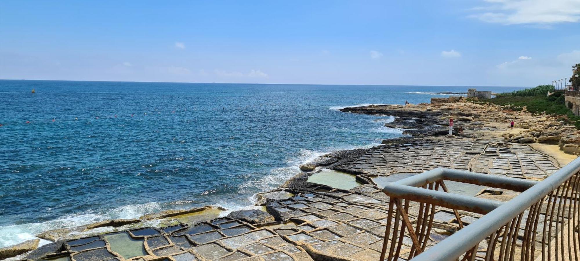 Large Apartment In Marsascala. Sleeps 6 Marsaskala Buitenkant foto