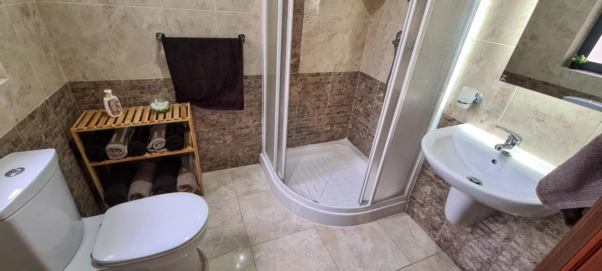 Large Apartment In Marsascala. Sleeps 6 Marsaskala Buitenkant foto